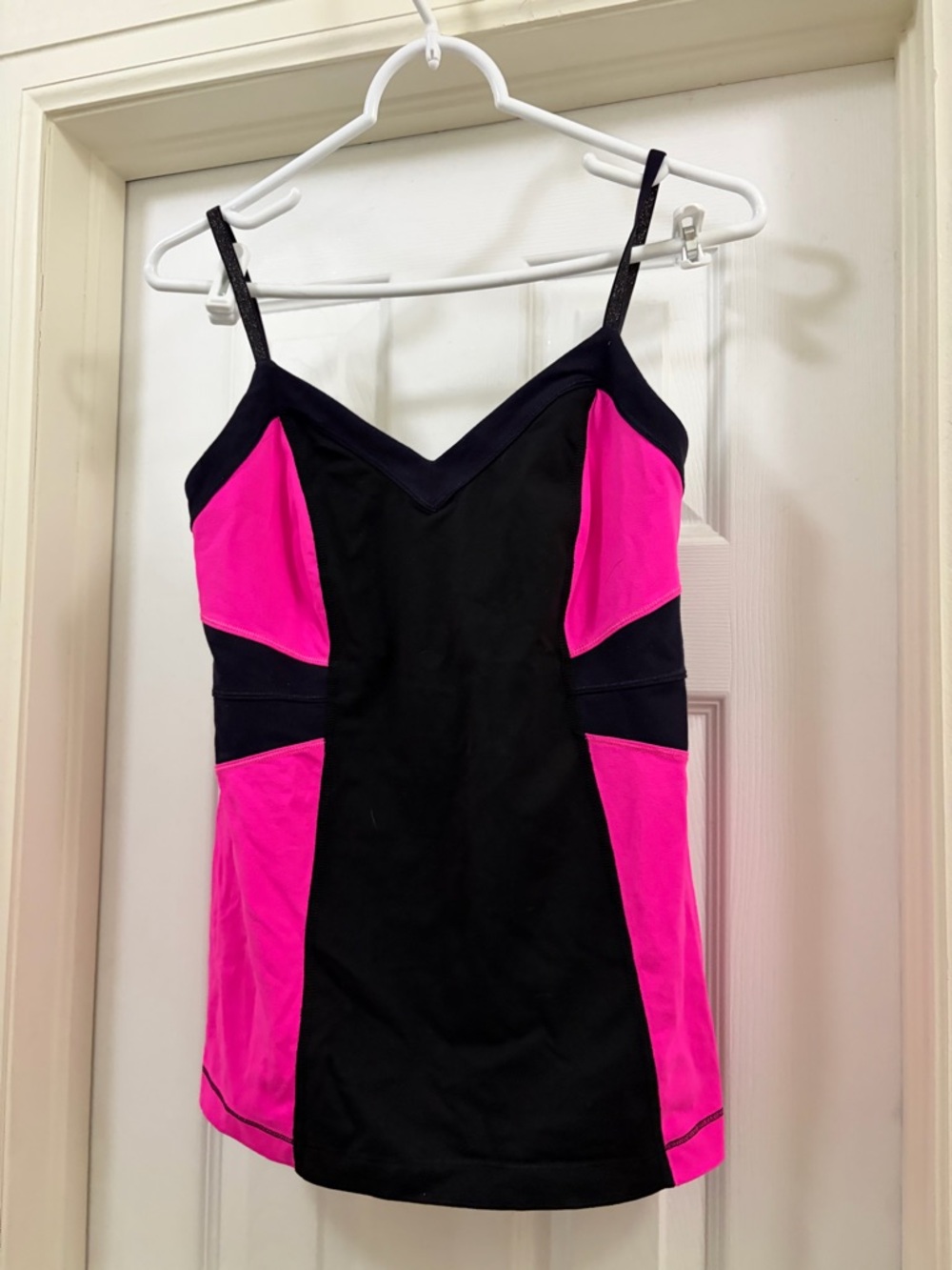 lululemon athletica Neon Pink & Black Colorblock Tank Stunning colors do do good